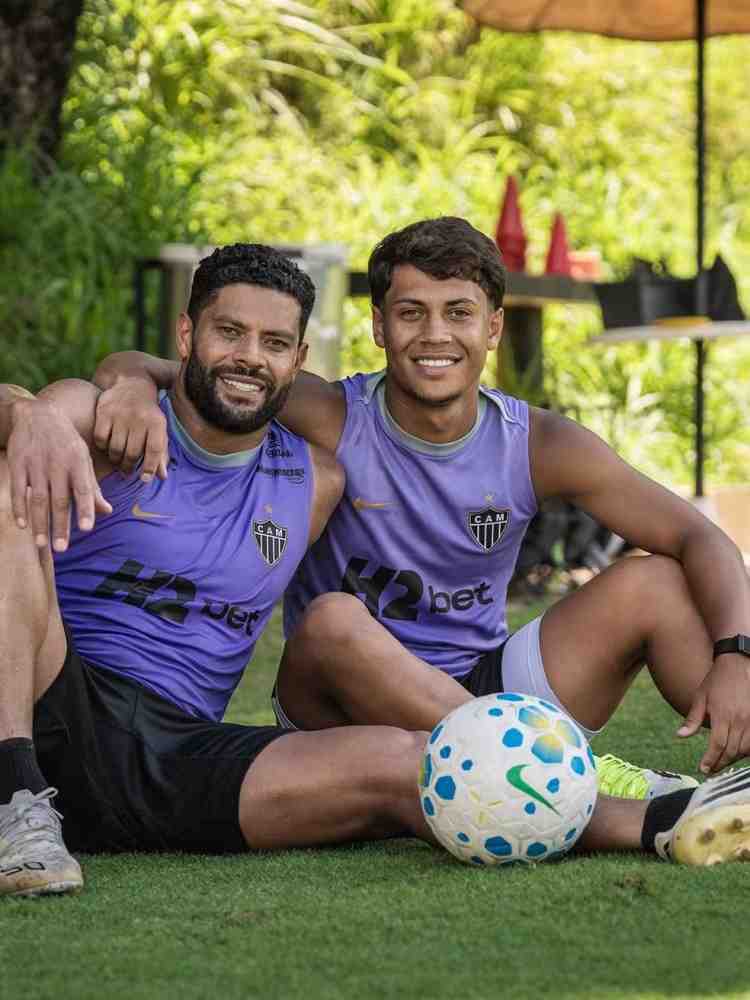 巴媒:胡尔克18岁大儿子与米内罗竞技签下职业合同,期限两年半